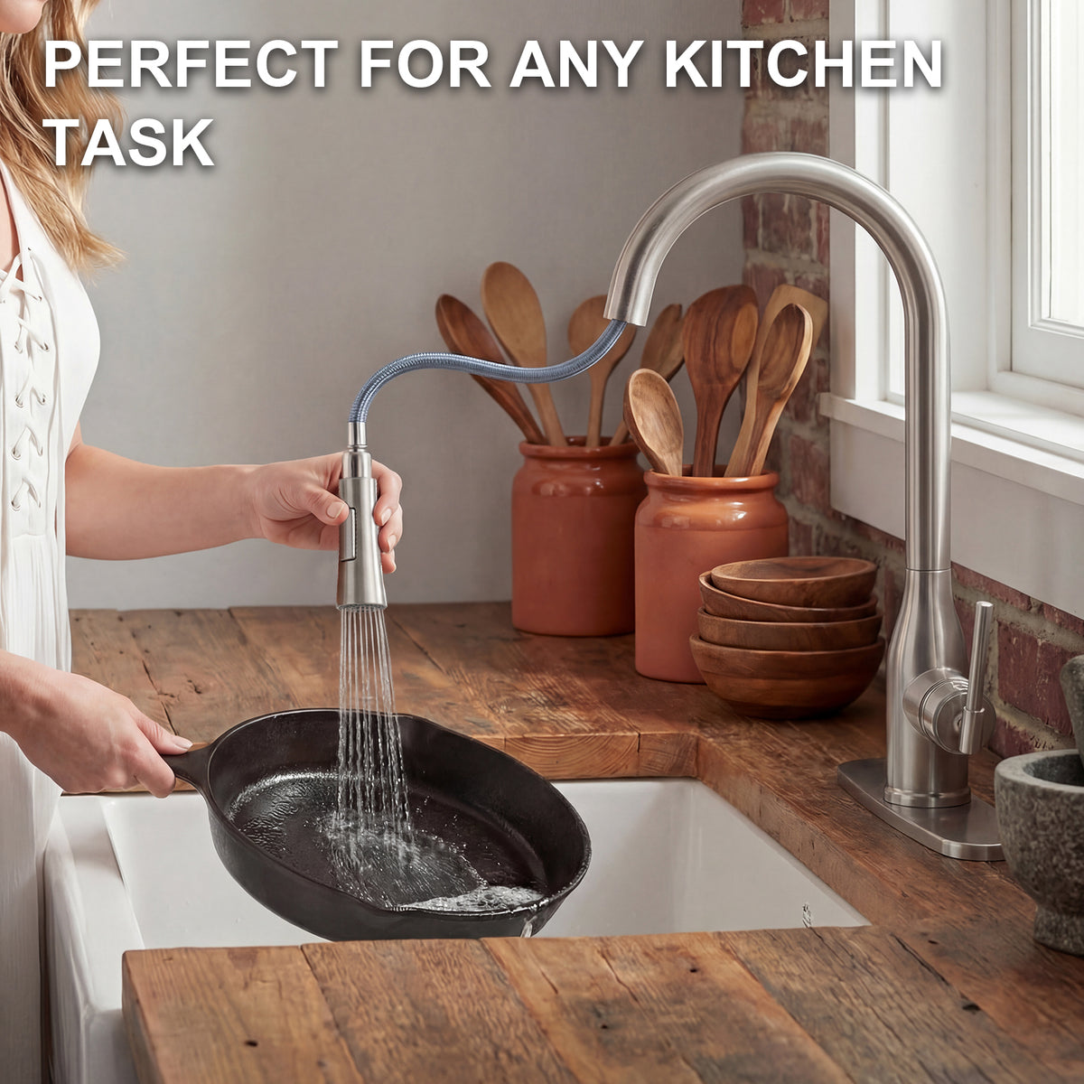 IJDD Pull Down Kitchen Faucet for Home Kitchens, Brushed Nickel